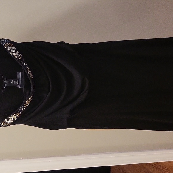 Dress - Picture 1 of 4